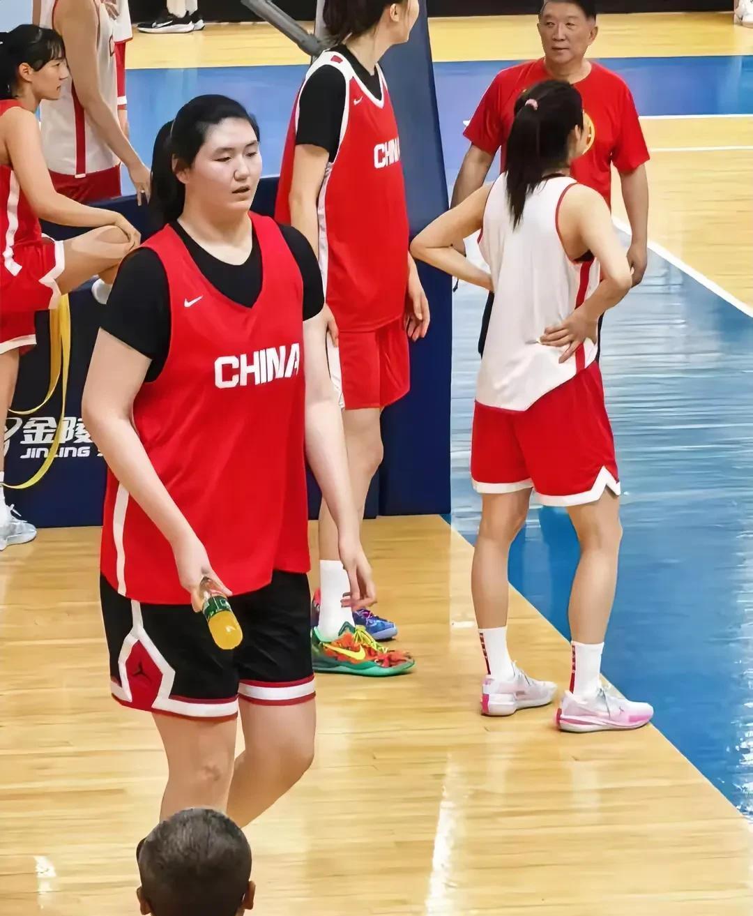 九游体育-包含卫冕亚洲杯？中国女篮有三道题待解的词条