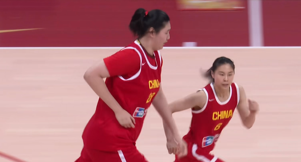 包含32分大胜！张子宇16+4中国女篮热身赛再胜日本的词条