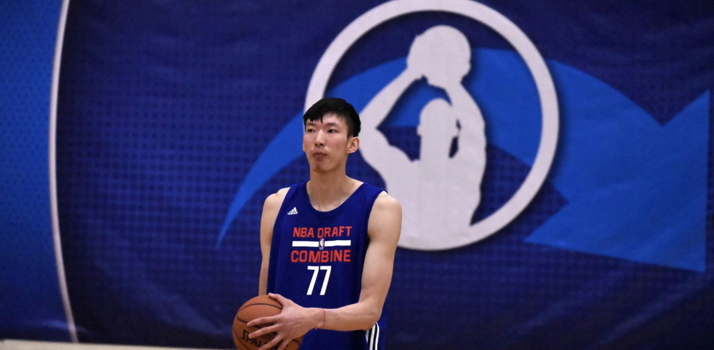 杨瀚森父母启程前往美国陪儿子参加NBA选秀大会(杨毅曝开拓者选杨瀚森原因)